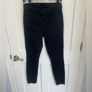 MOTHER Black Skinny Jeans: Stunner Zip Ankle Step Fray Size 28